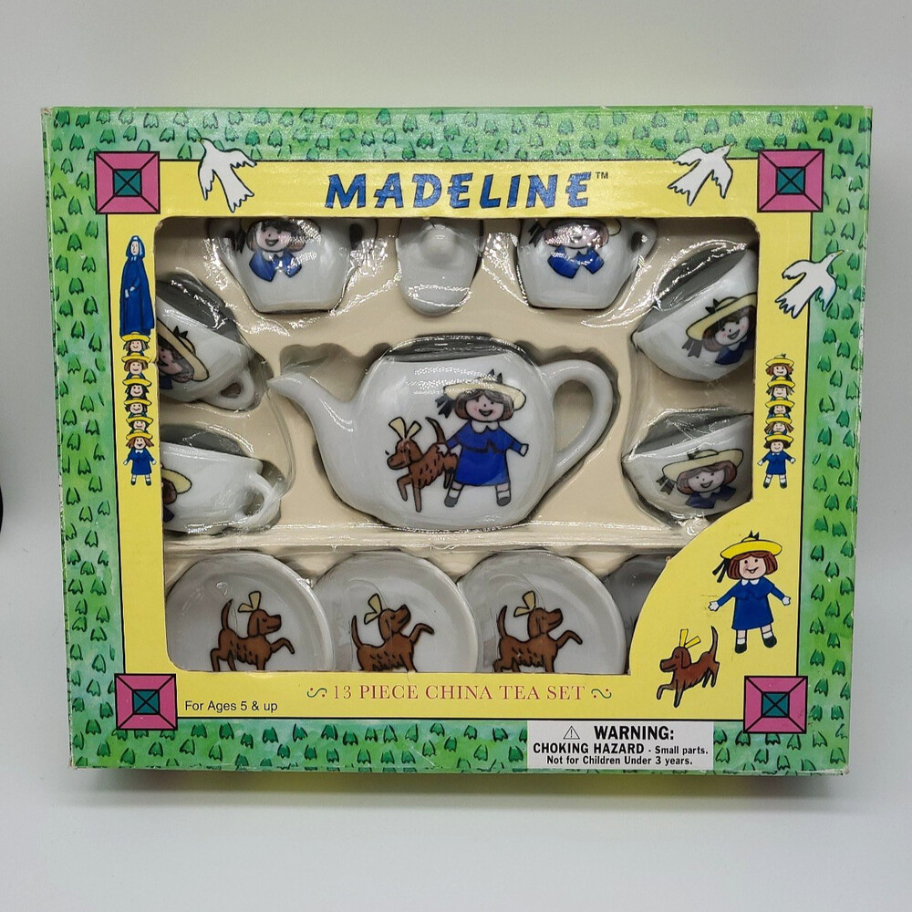 VINTAGE 1997 MADELINE 13 Piece Pretend Play TEA SET In Original Box New